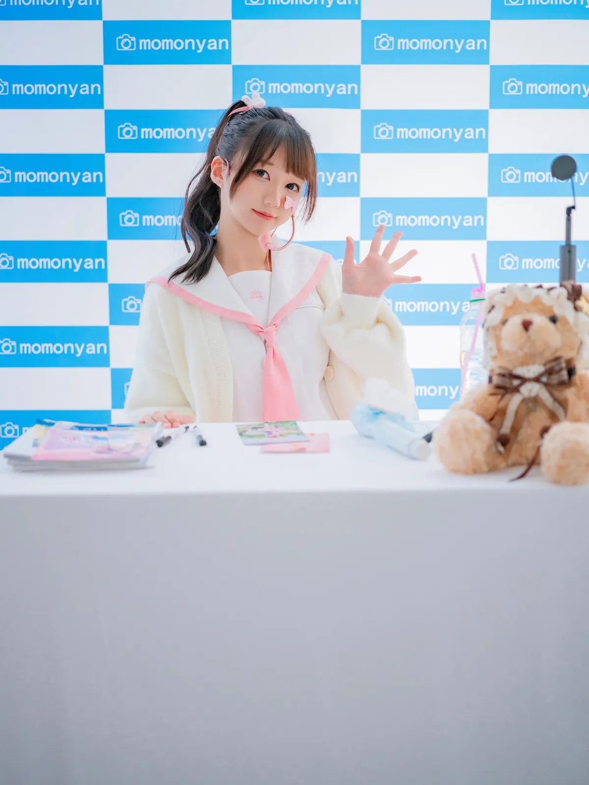 nagisa魔物喵 - ビキニアイドルのサイン会 [183P-1.57GB]