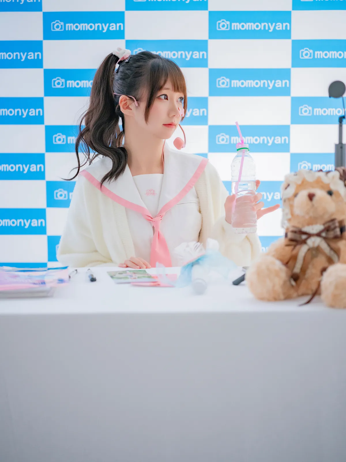 nagisa魔物喵 - ビキニアイドルのサイン会 [183P-1.57GB]