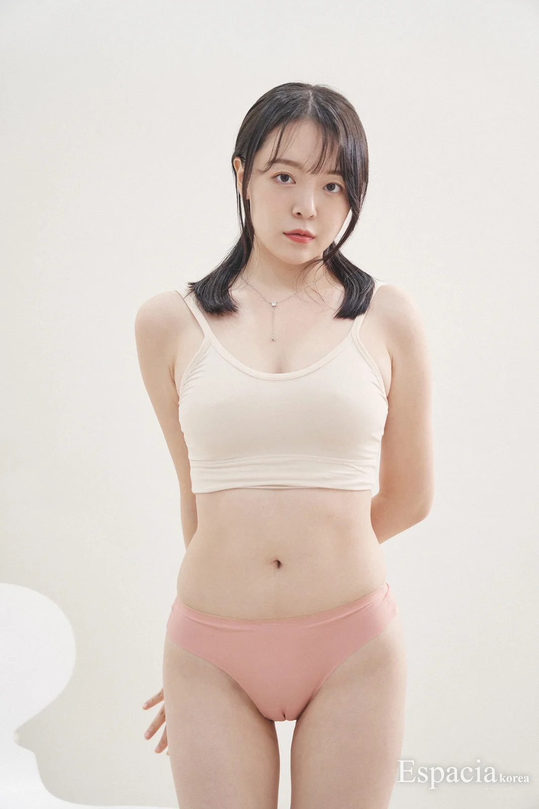 Espacia Korea – ESP#005 HYUNIE [47P-319MB]