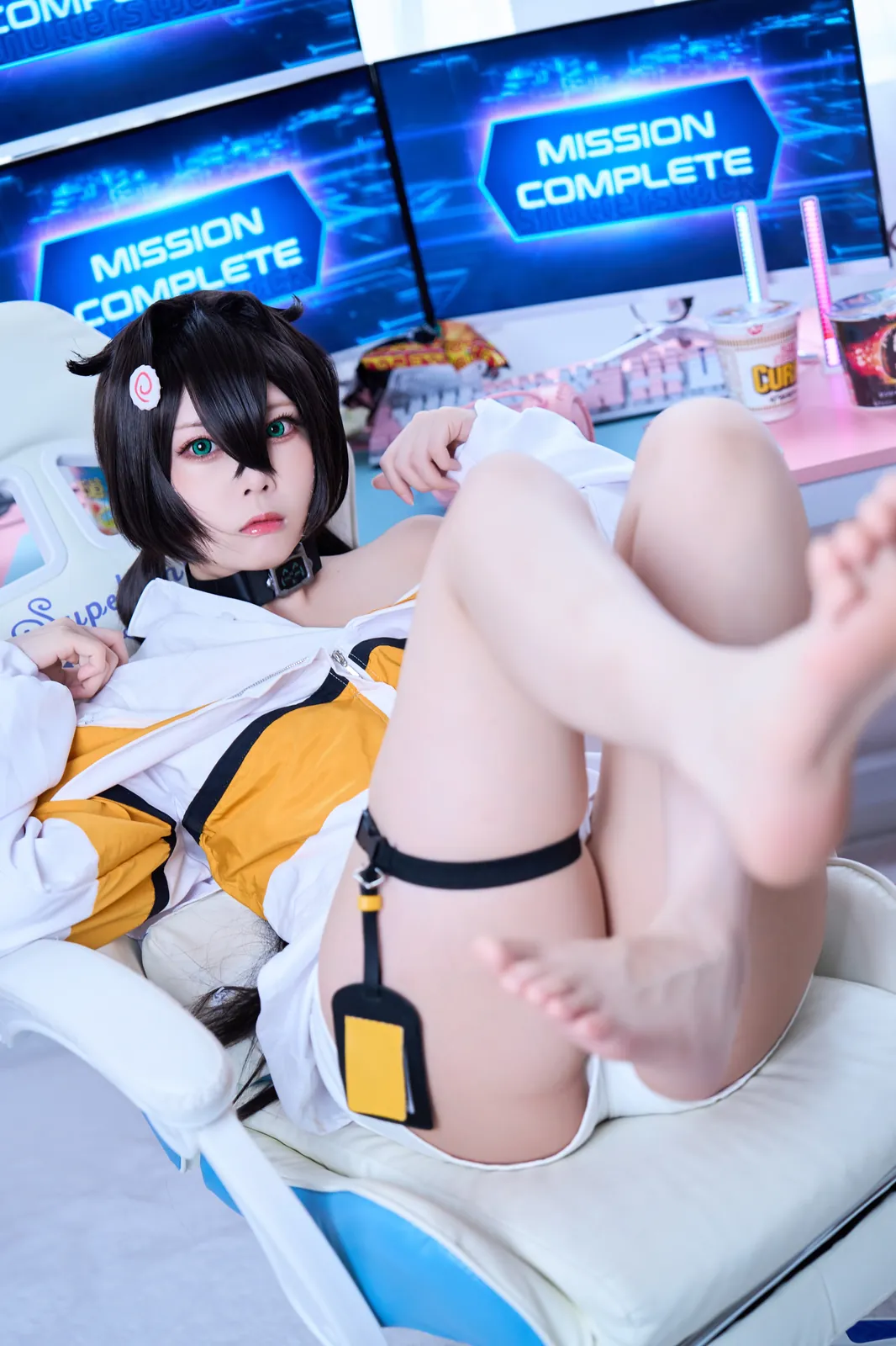 Maou Mo – Trony [37P-305MB]