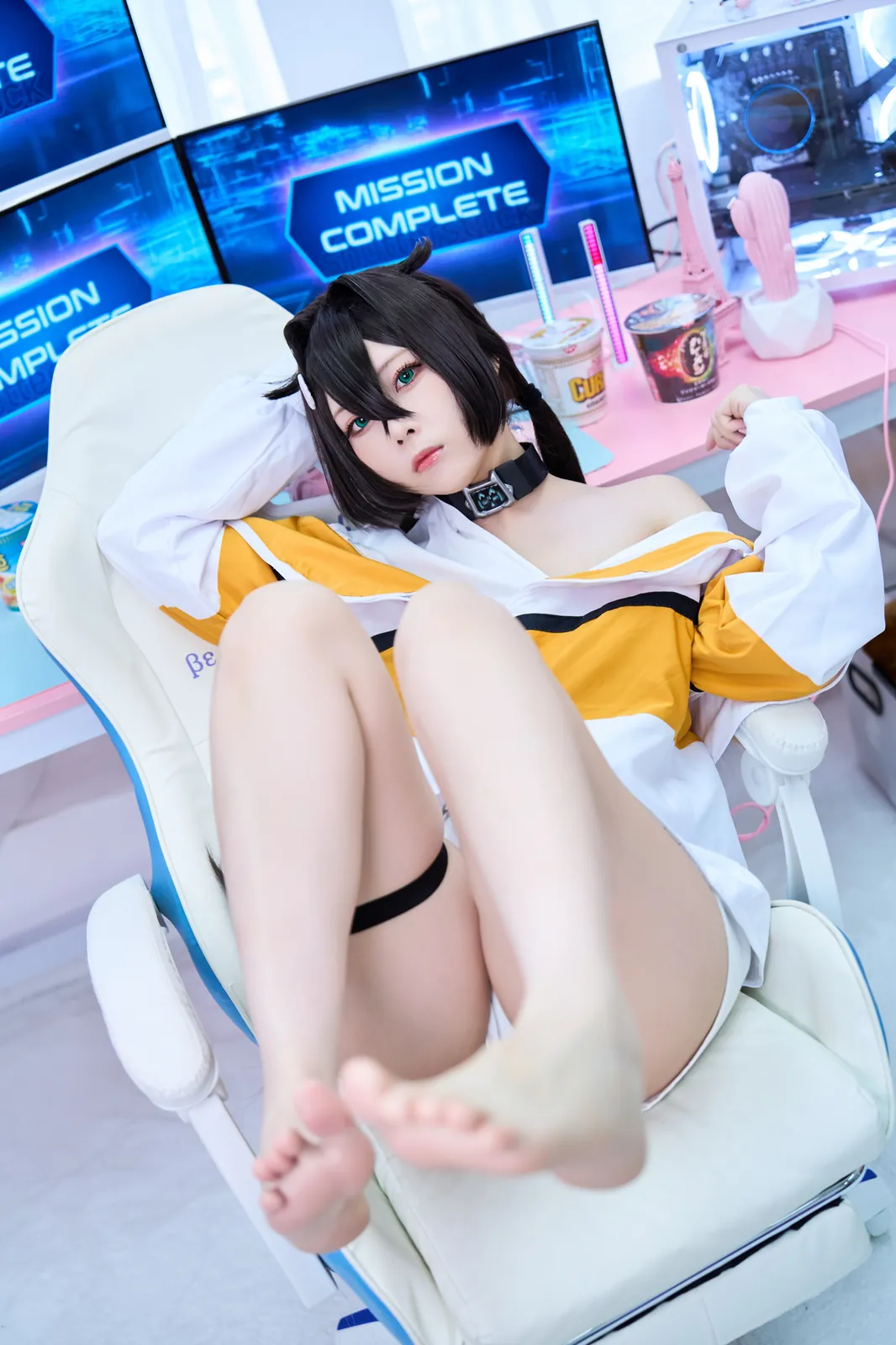 Maou Mo - Trony [37P-305MB]