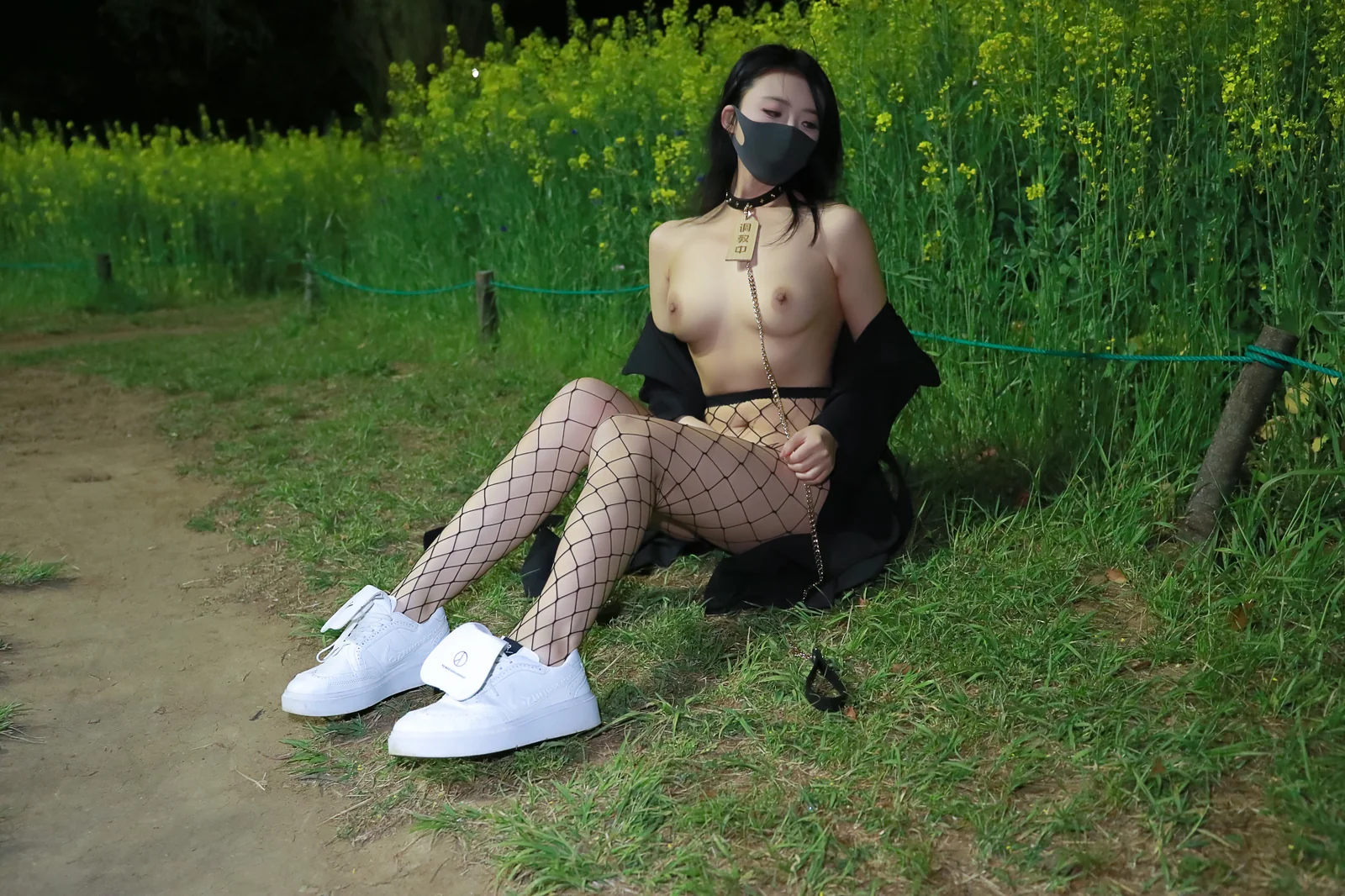 李佳 - 户外带文字 [47P-330MB]