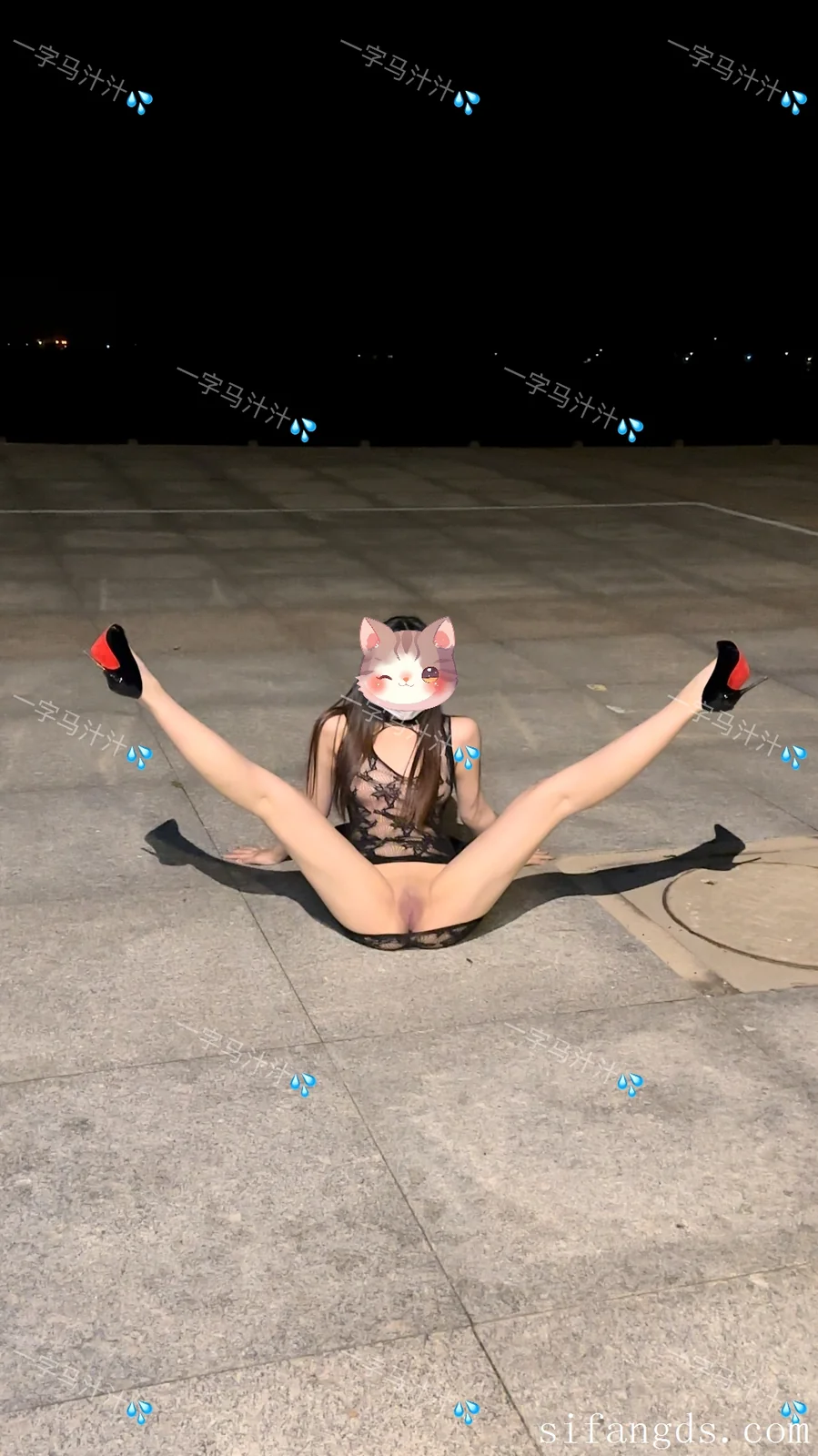 汁汁 – 一字马 [14P3V-483MB]