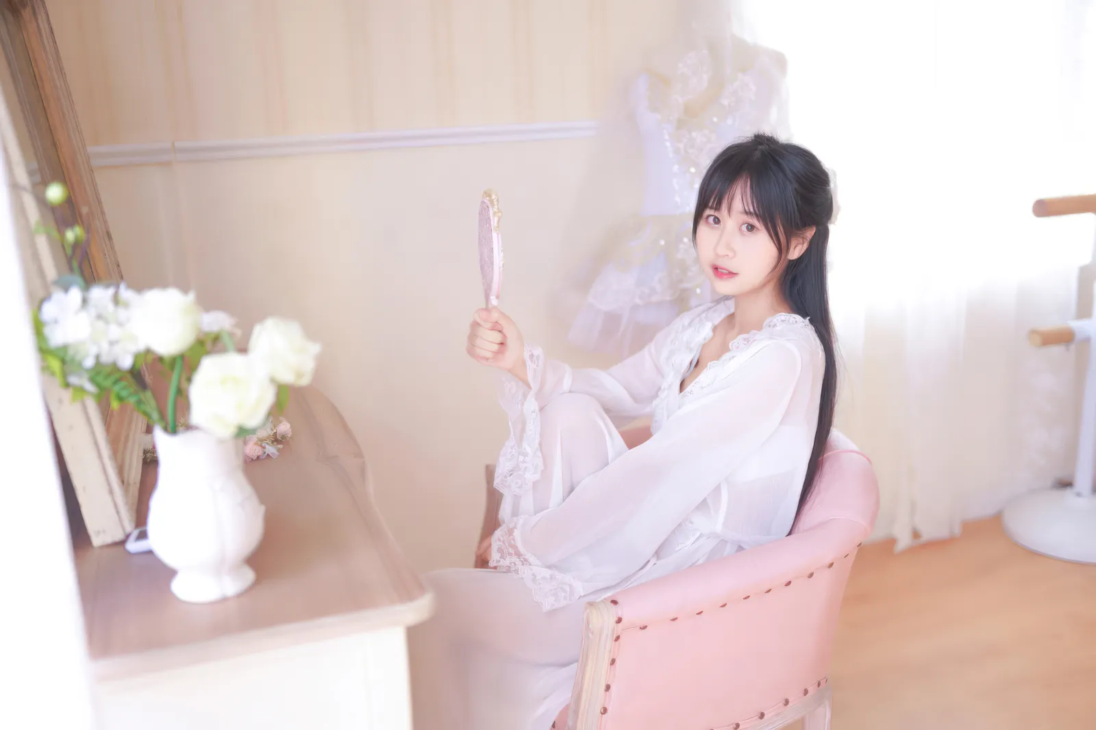 萌芽儿o0 - 白茶清欢 [22P-166MB]