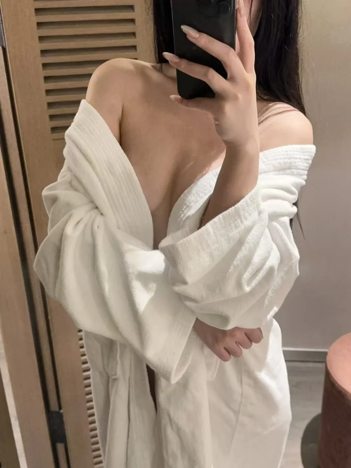 真真饿晕 - 新定制 [36P12V-1.02GB]