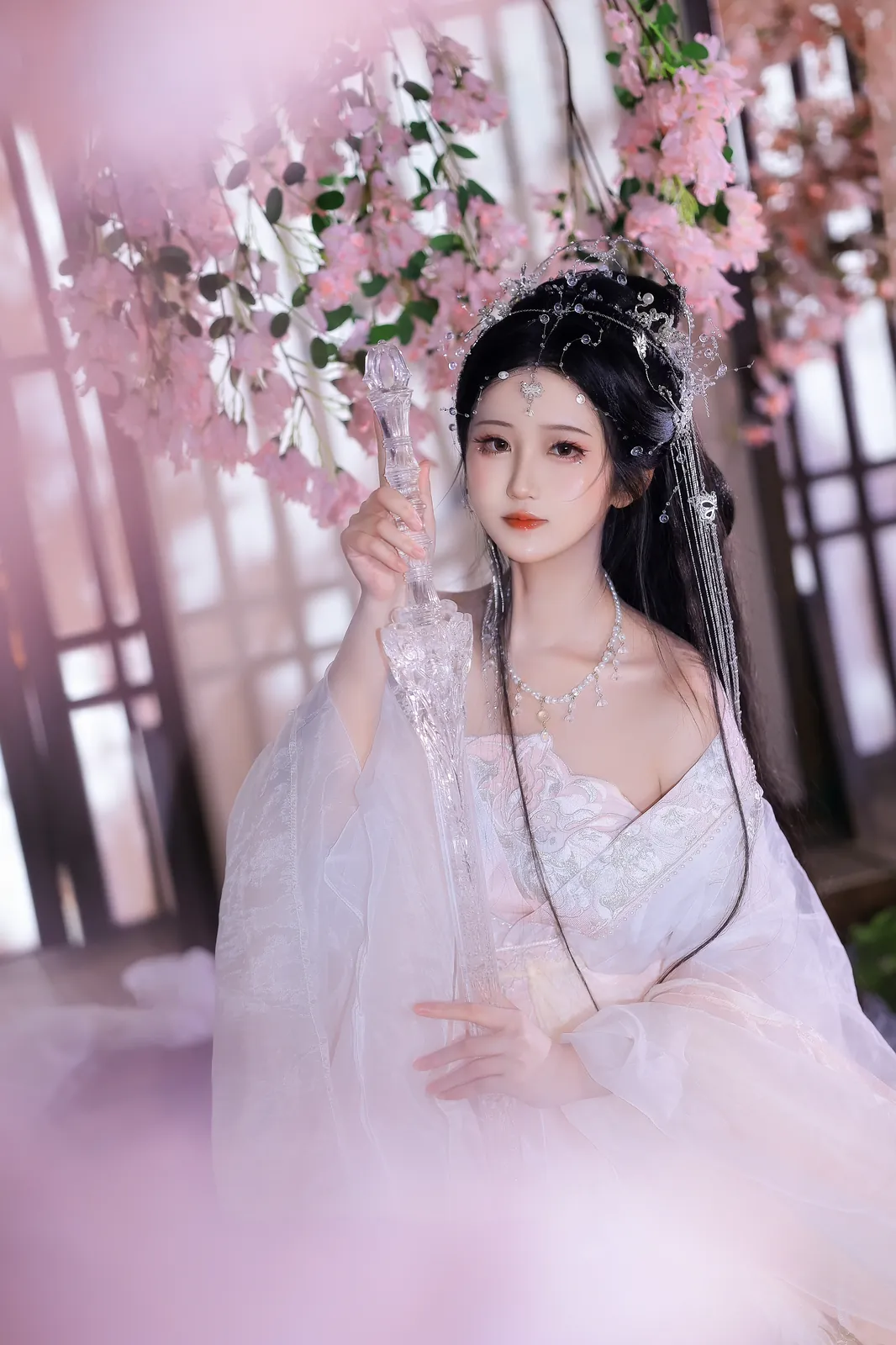 三度_69 - 小师姐 [81P5V-1.71GB]