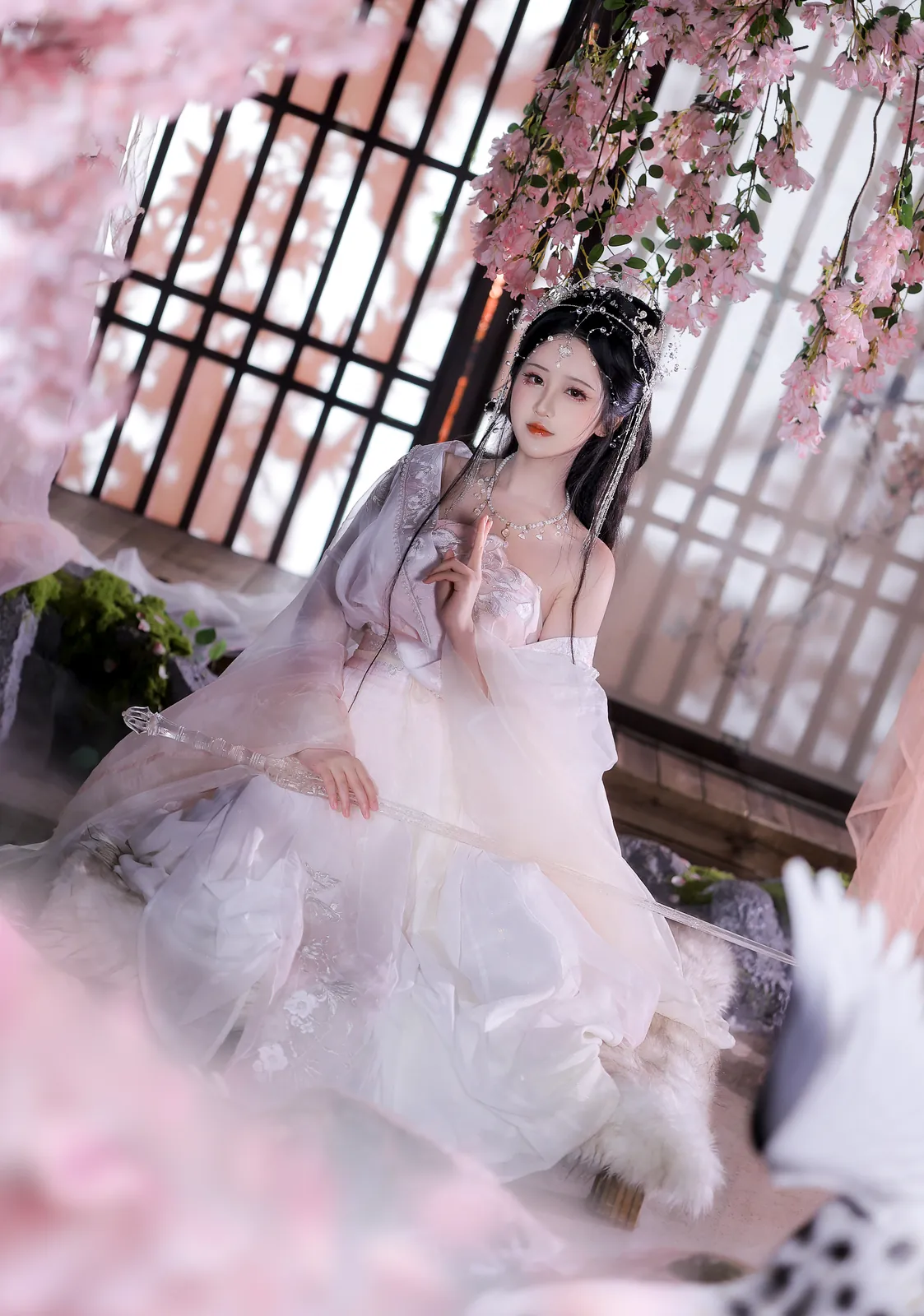 三度_69 - 小师姐 [81P5V-1.71GB]