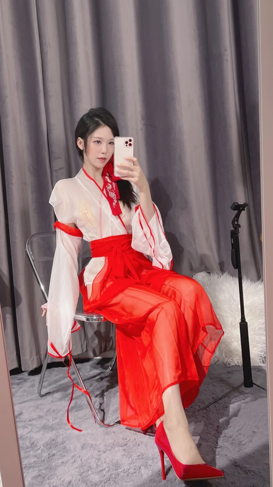 抖娘-利世 – 驱邪师 [23P-116MB]