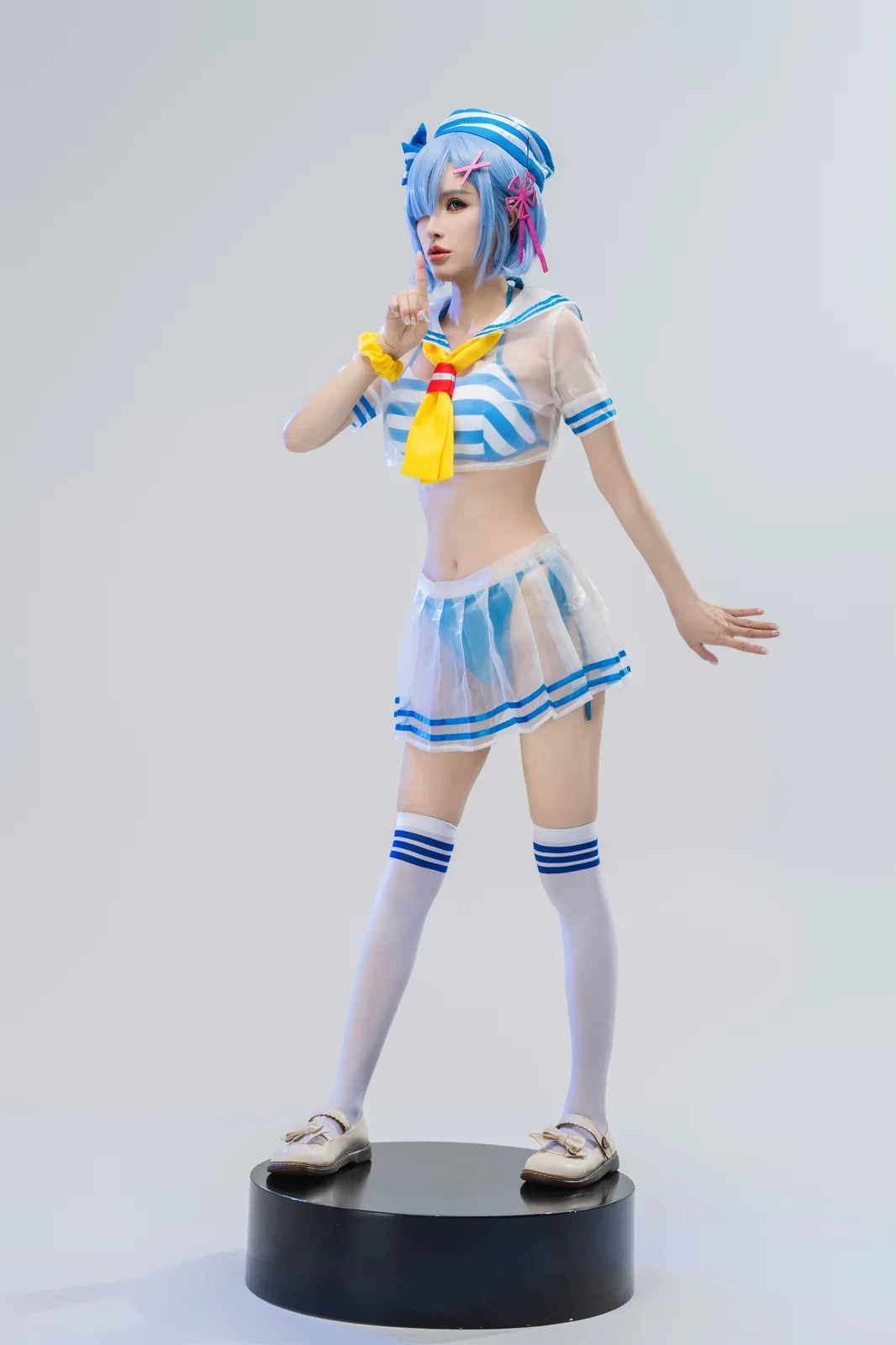 鹿八岁baby - Re：从零开始的异世界生活 蕾姆 [42P-634MB]
