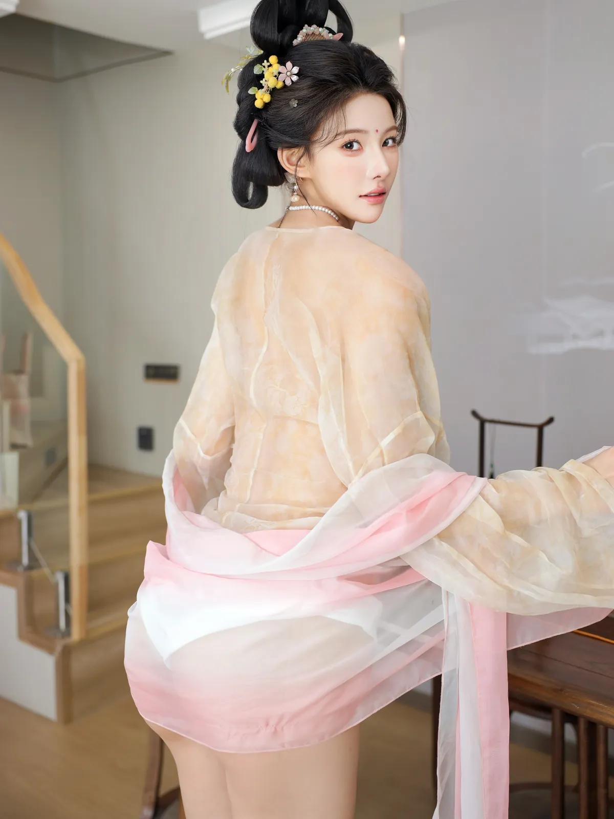 梨霜儿 – 唐装 [112P-689MB]