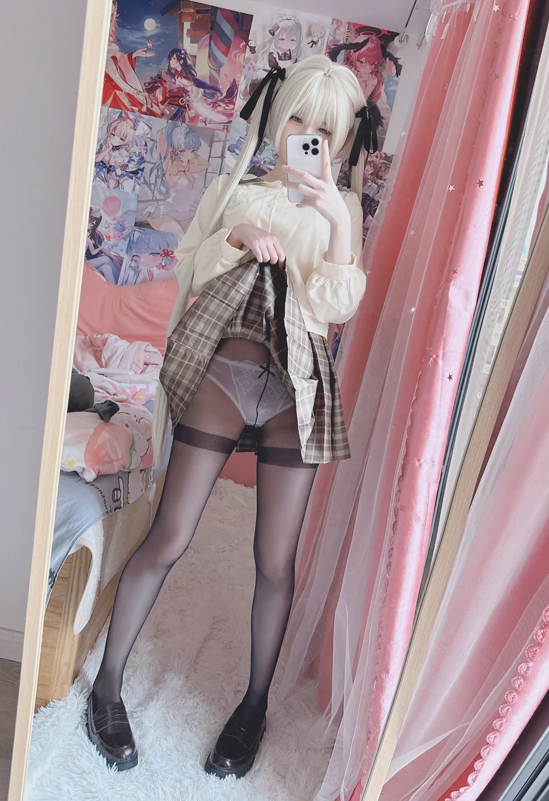 习呆呆 - 25年5月 制服穹 [20P1V-96MB]
