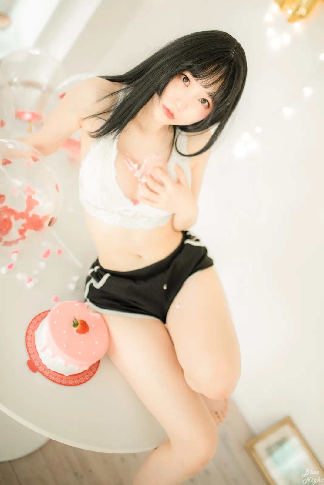 Jamong - Happy Jamong Day [61P-686MB]