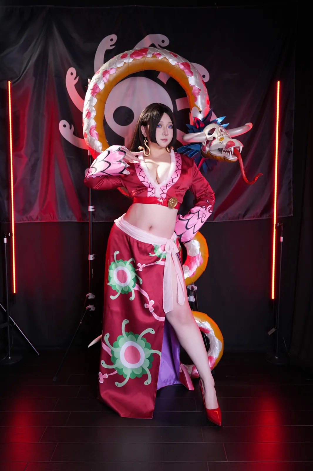 欧翼翼O11 - 女帝 [66P-580MB]