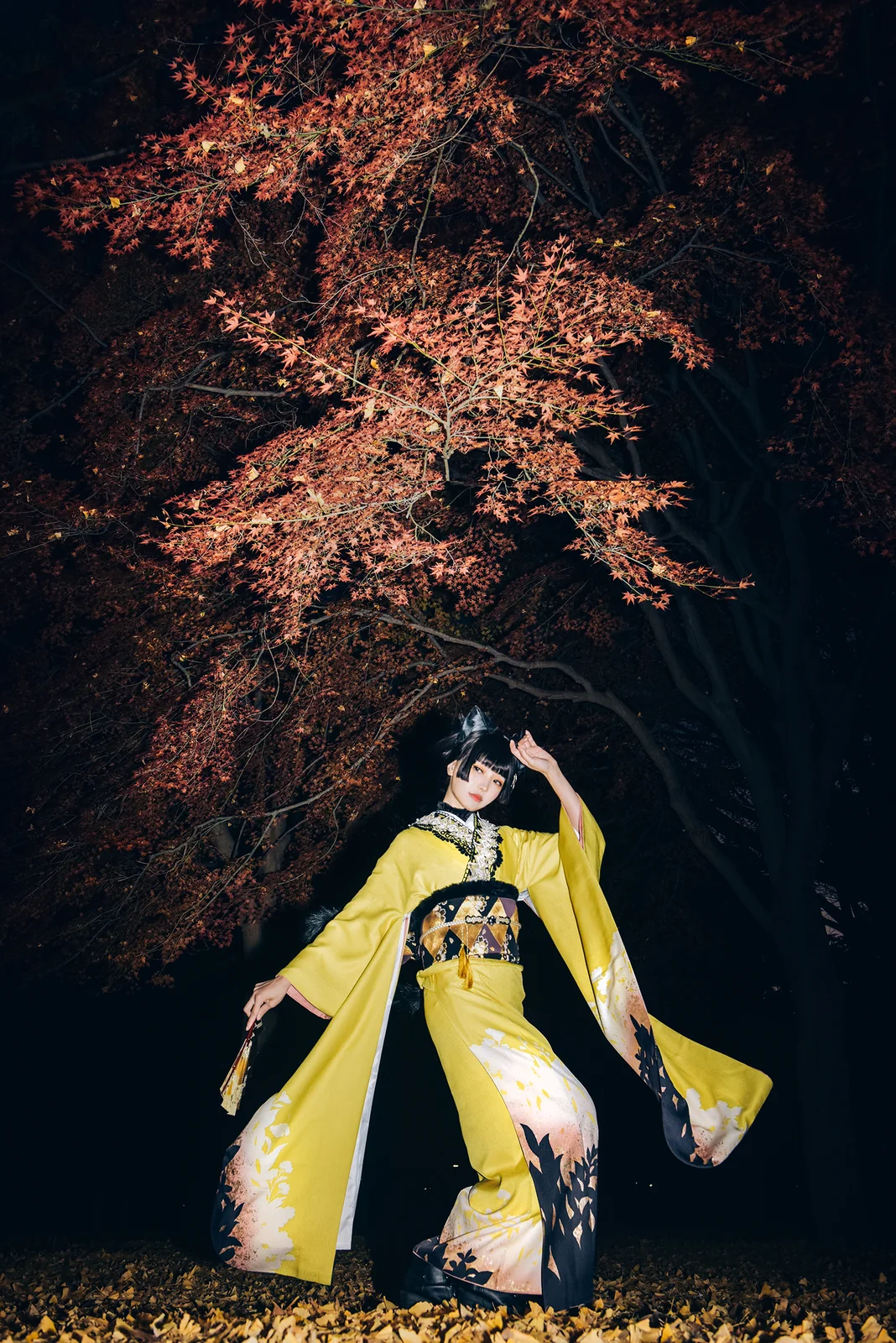 ElyEE子 - Ginkgo Black Cat 銀杏黑貓 [23P1V-127MB]