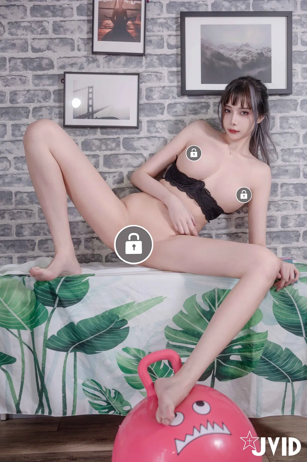 Haruka_ハルカ (Haruka芸希) - 最高峰女教練 360度觀察芸希運動 [16P1V-666MB]