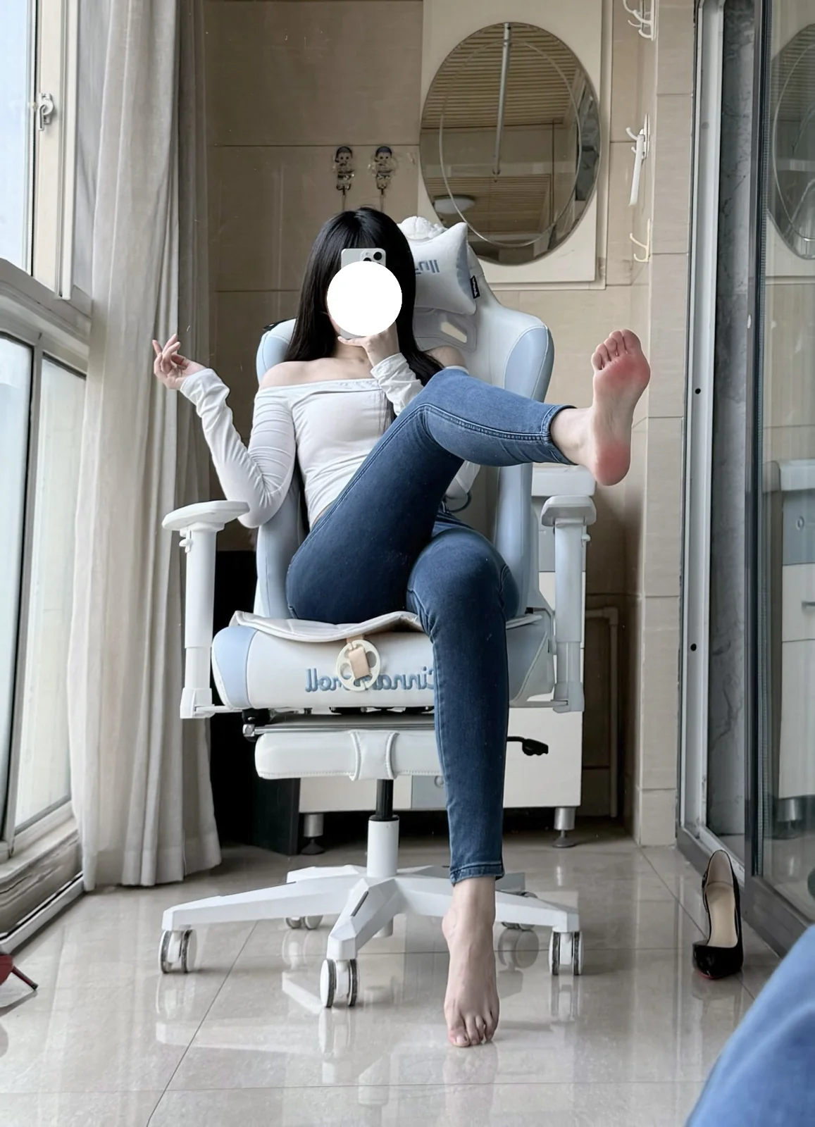 不可爱羚 - 牛仔裤 [28P7V-1.36GB]
