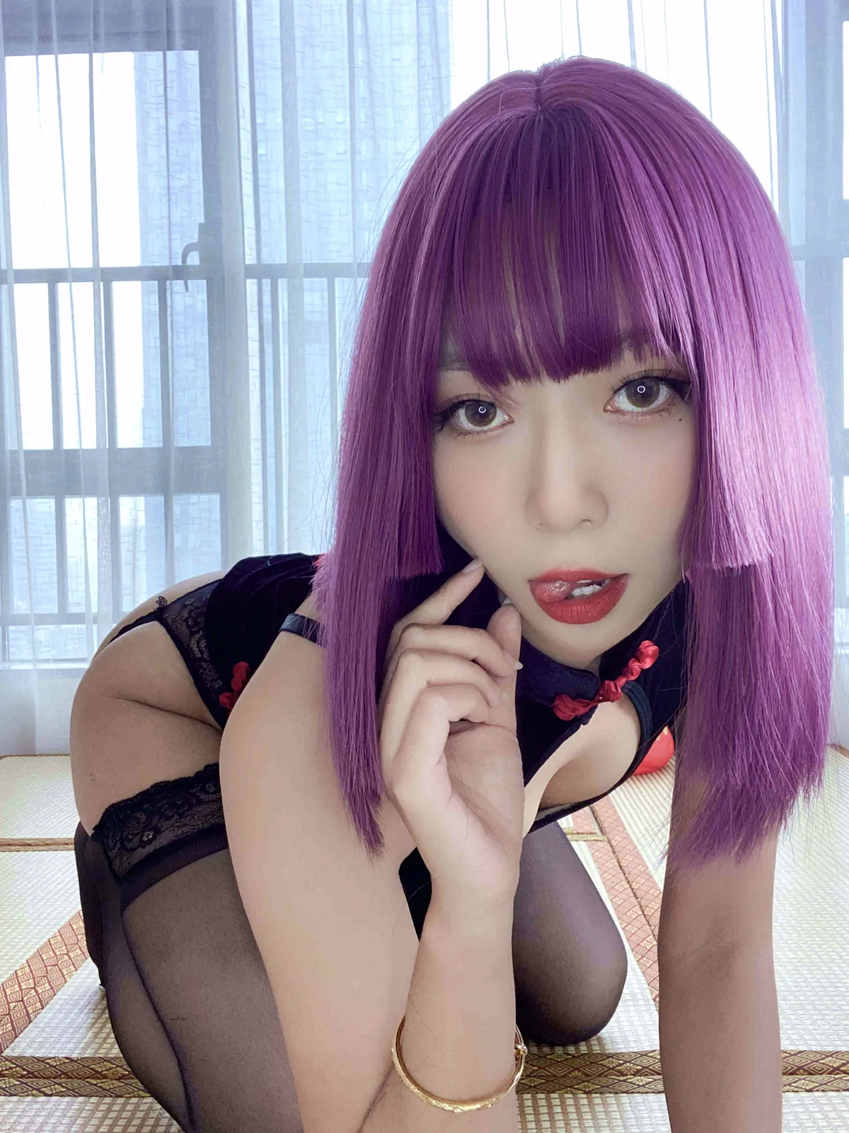 Money冷冷 - 高叉旗袍蕾丝裙 [107P1V-2.64GB]