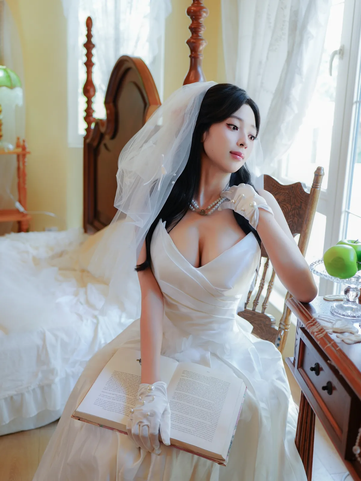 朱朱molly - 新人首秀 洁白婚纱 [82P-509MB]