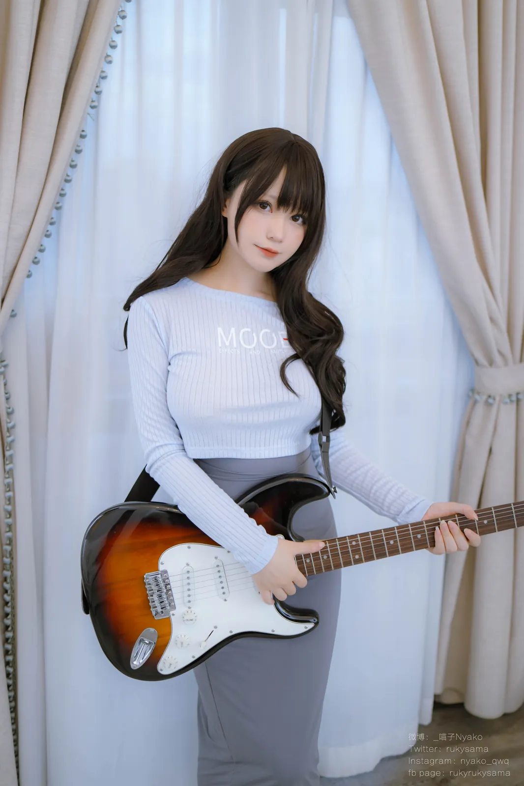Nyako喵子 - 吉他妹妹 连衣裙 [71P1V-786MB]
