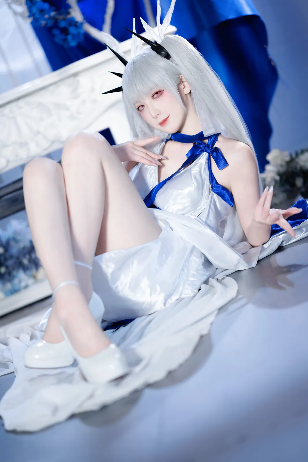 封疆疆v - 可畏礼服 [32P-1.16GB]
