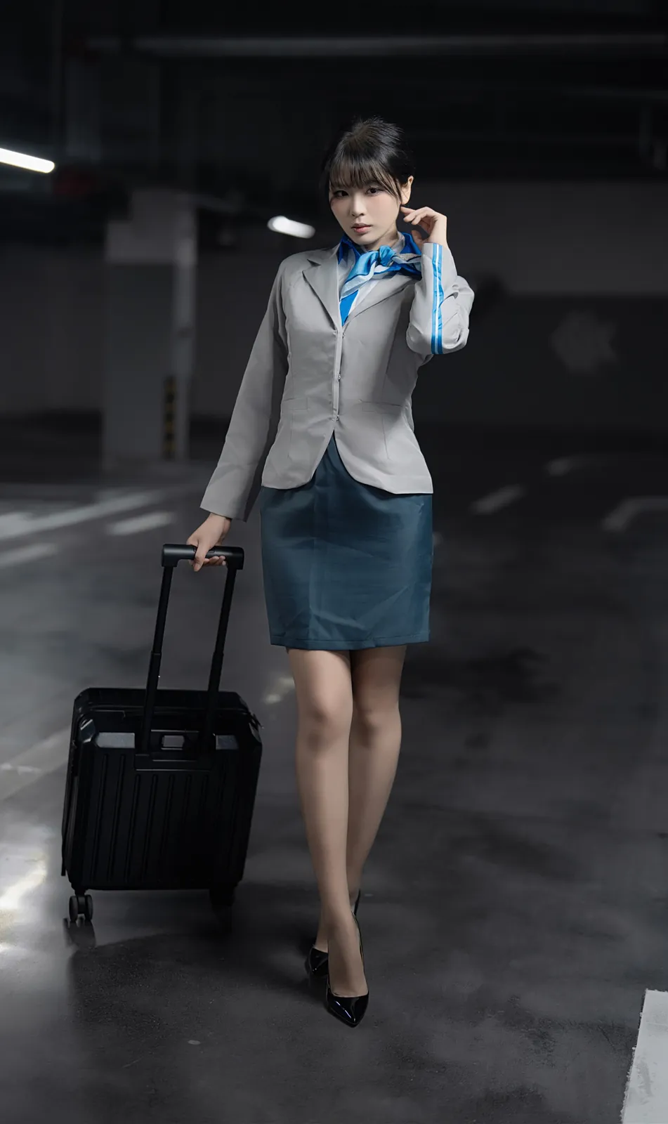 轩萧学姐 - 空姐车库 [28P1V-475MB]