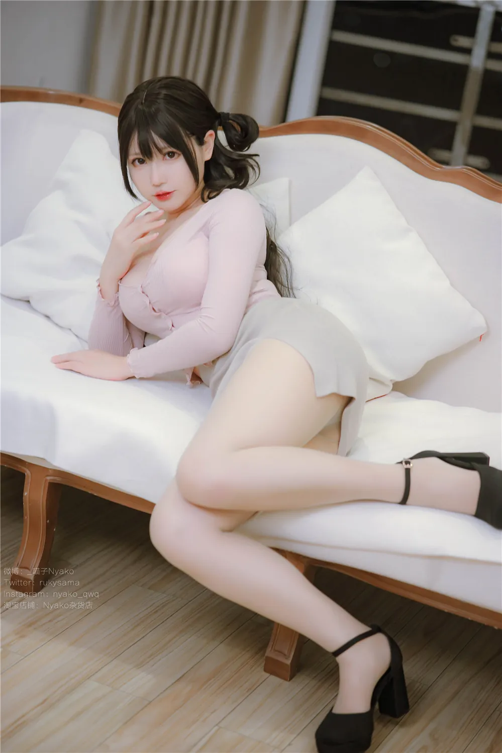 Nyako喵子 - 姐姐本 [306P2V-1.40GB]