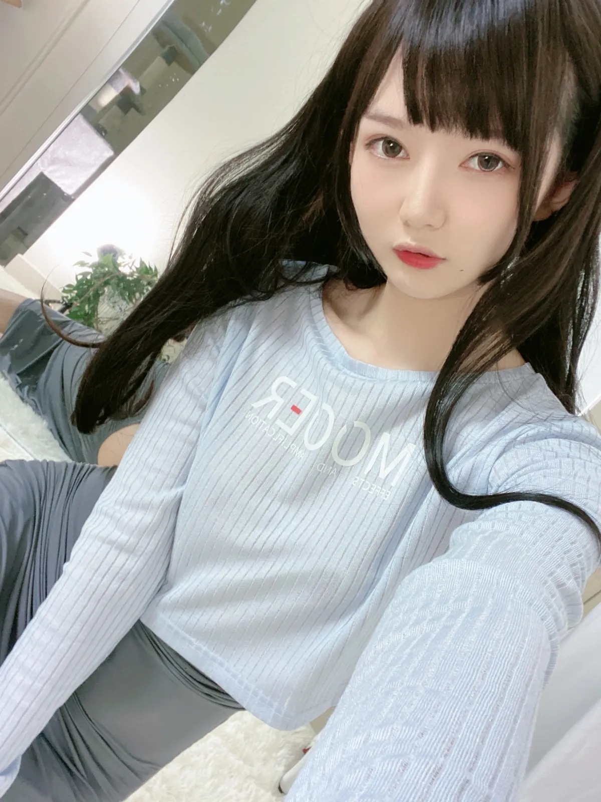 51酱 - 吉他妹妹 [25P3V-155MB]