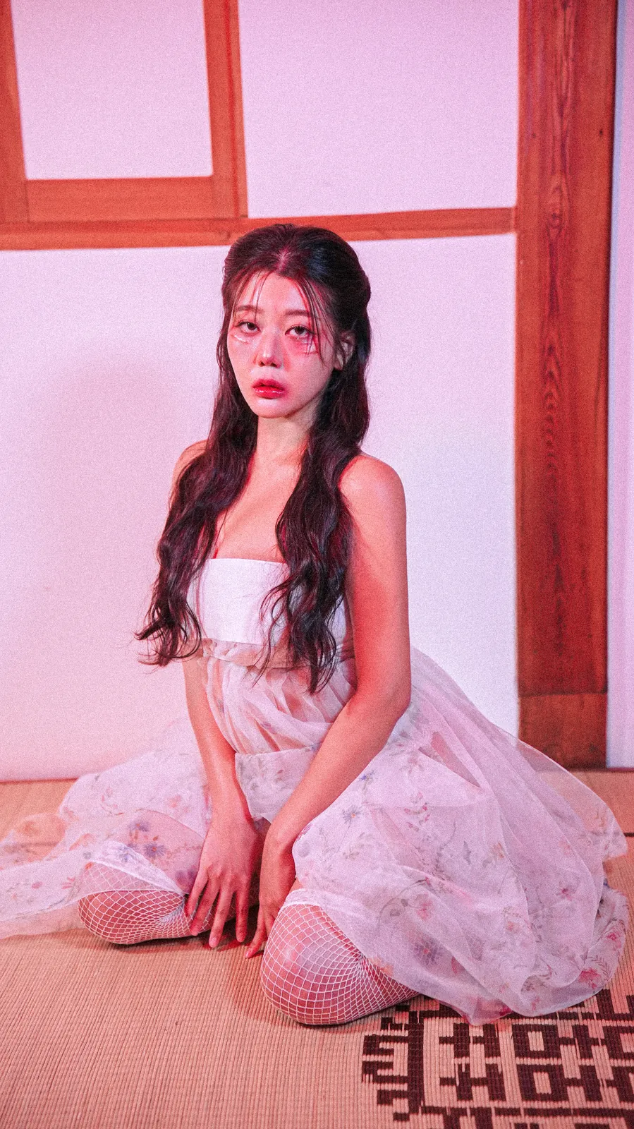 Yuni - Gumiho [107P-725MB]