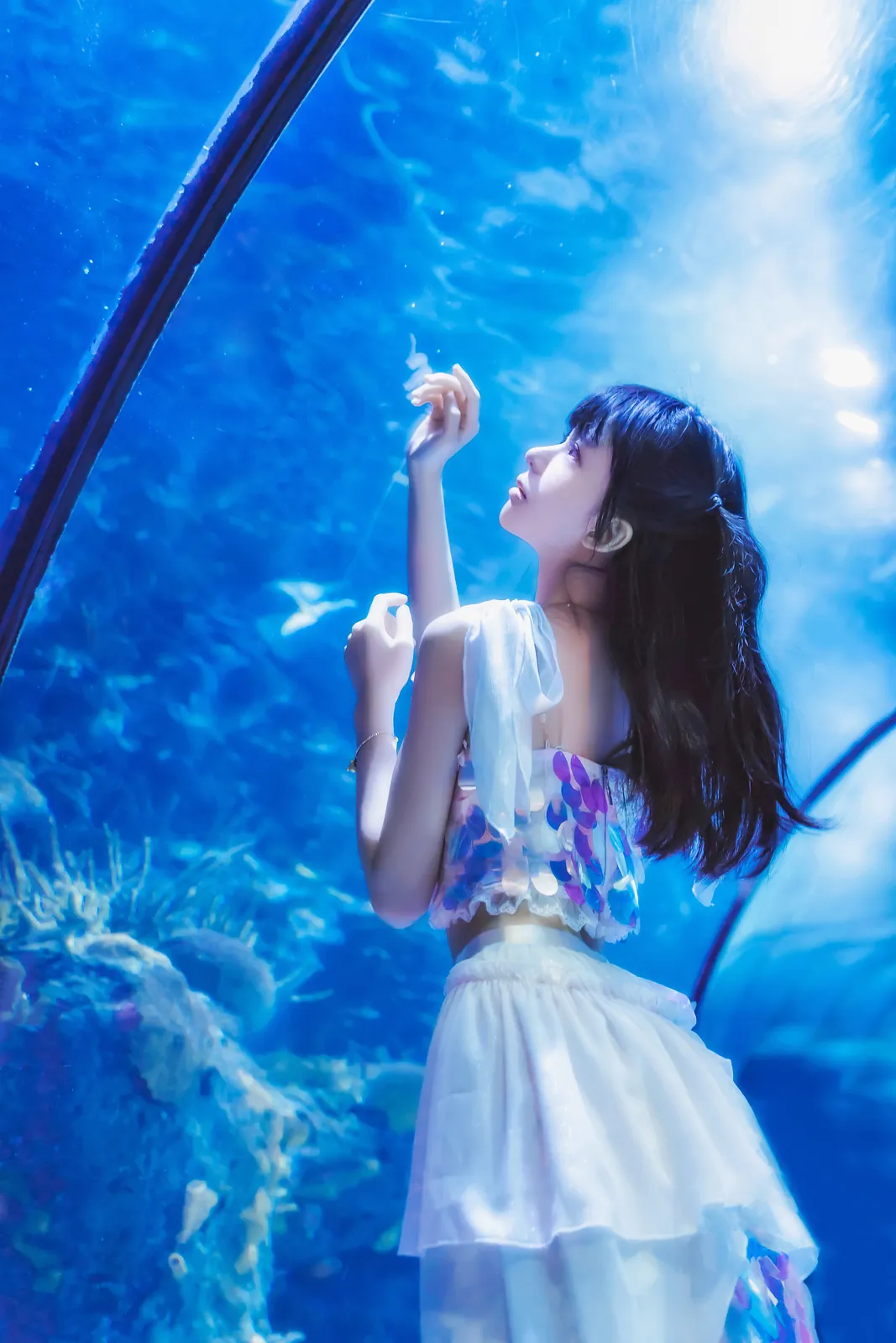 桜桃喵 - 水族馆 [15P-137MB]