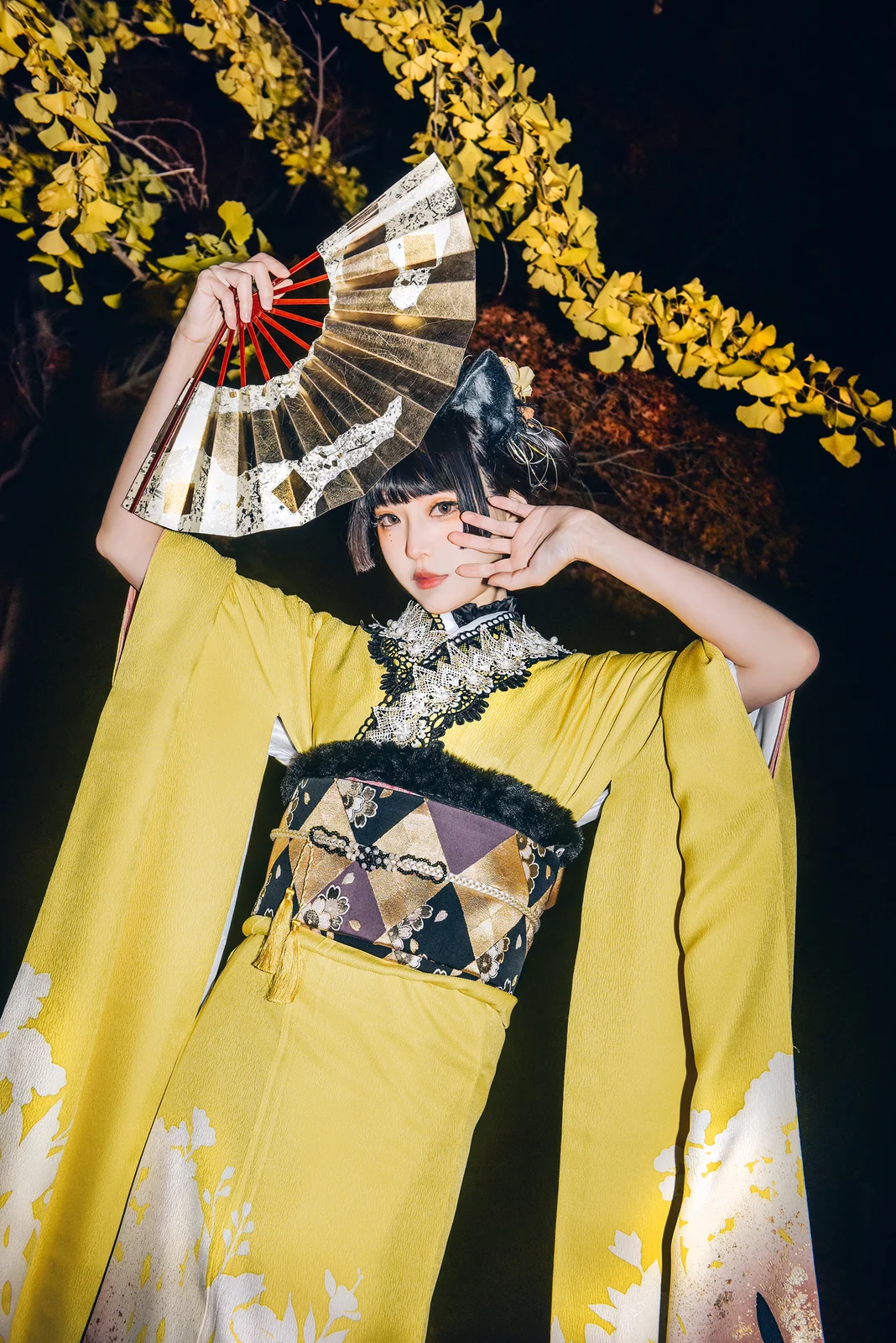 ElyEE子 - Ginkgo Black Cat 銀杏黑貓 [23P1V-127MB]