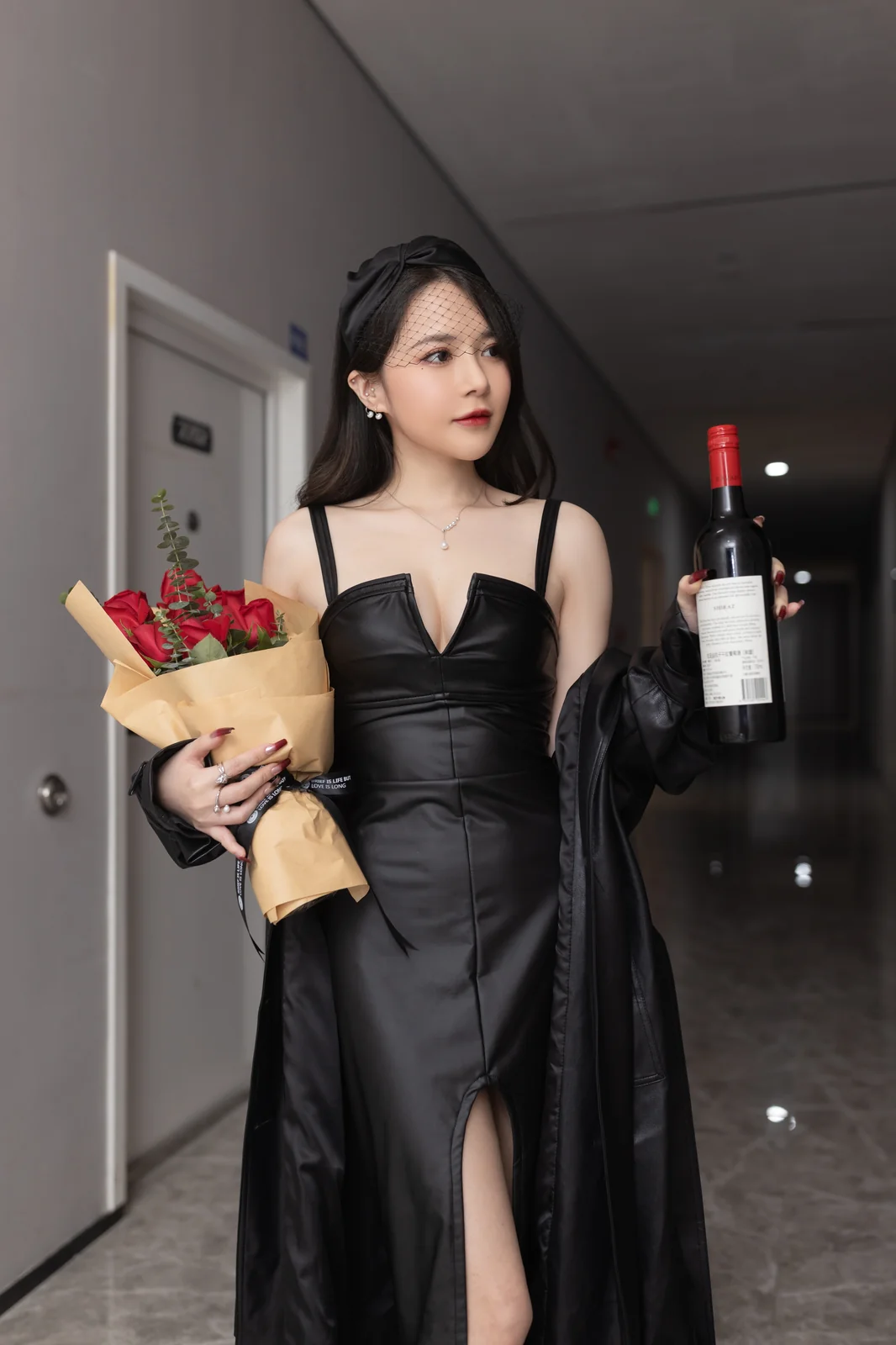 鱼子酱Fish - 妻子们的聚会 [89P-706MB]