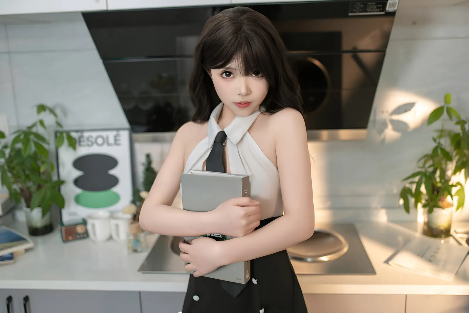 Bangni邦尼 - 调教小职员 [81P-468MB]