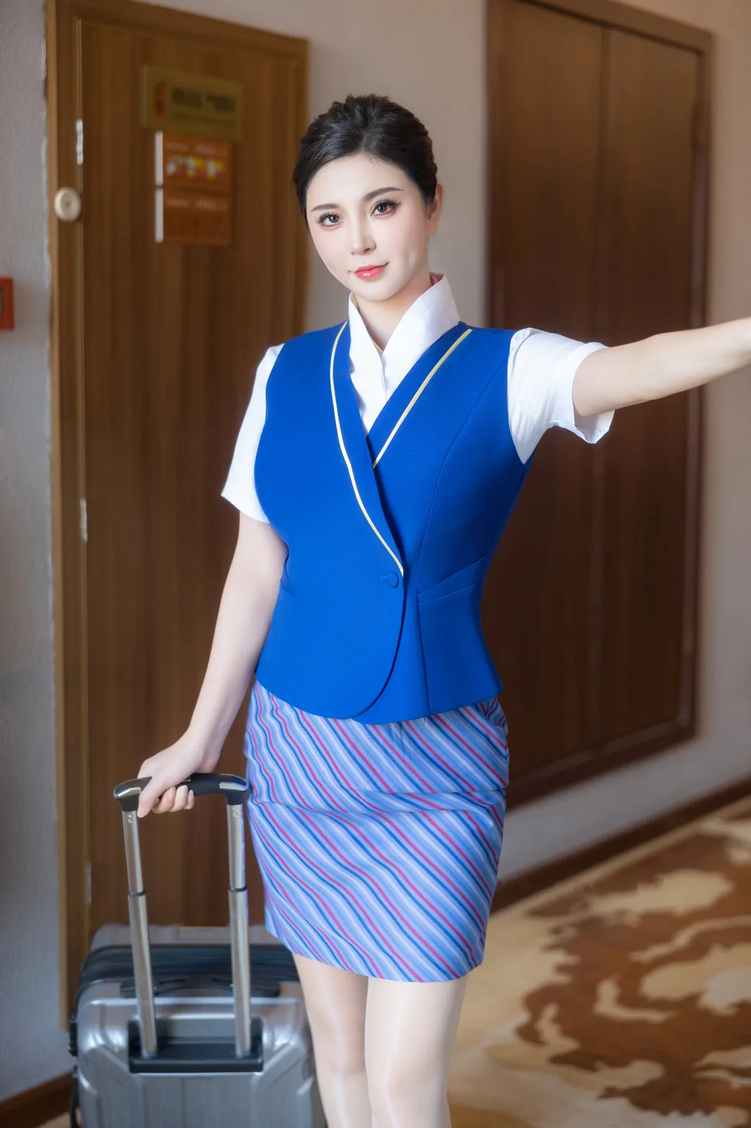 小蛮妖Yummy - 空姐制服 [80P-797MB]
