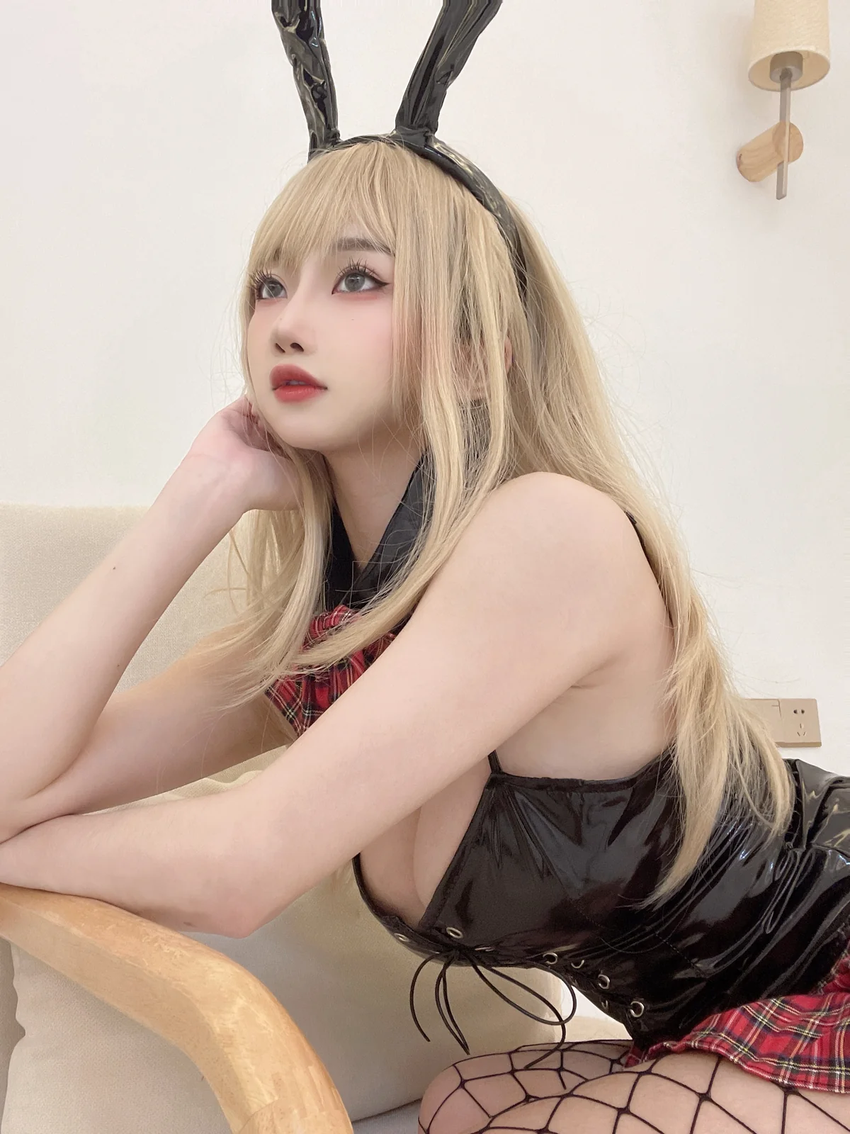 鬼畜瑶 – 纱网兔 [35P-124MB]