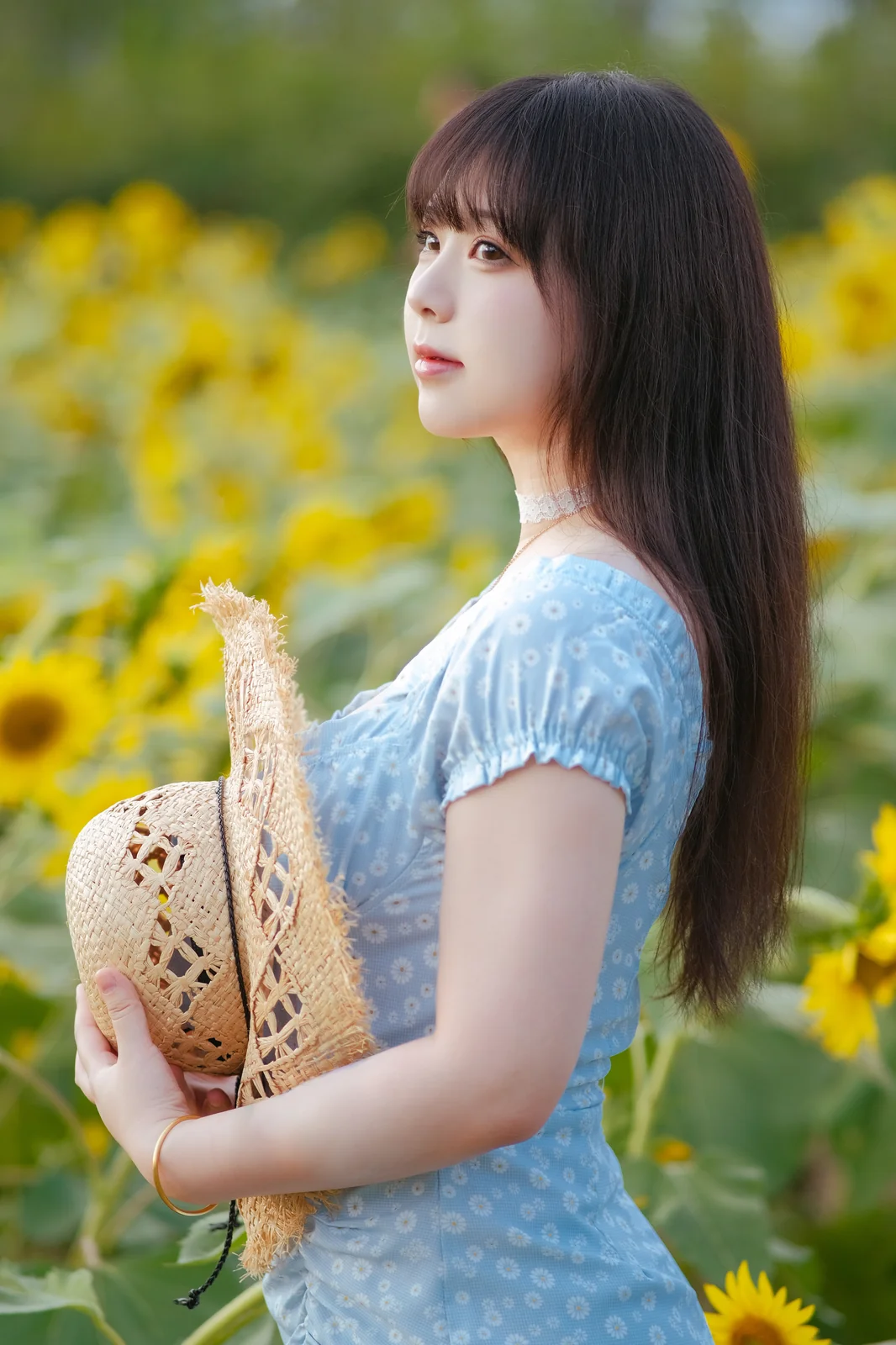 皮皮奶可可爱了啦 – 彼女向日葵 [35P-326MB]