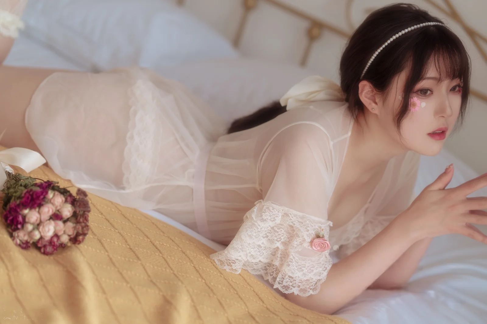 Natsuko夏夏子 – 雏菊 [43P-135MB]
