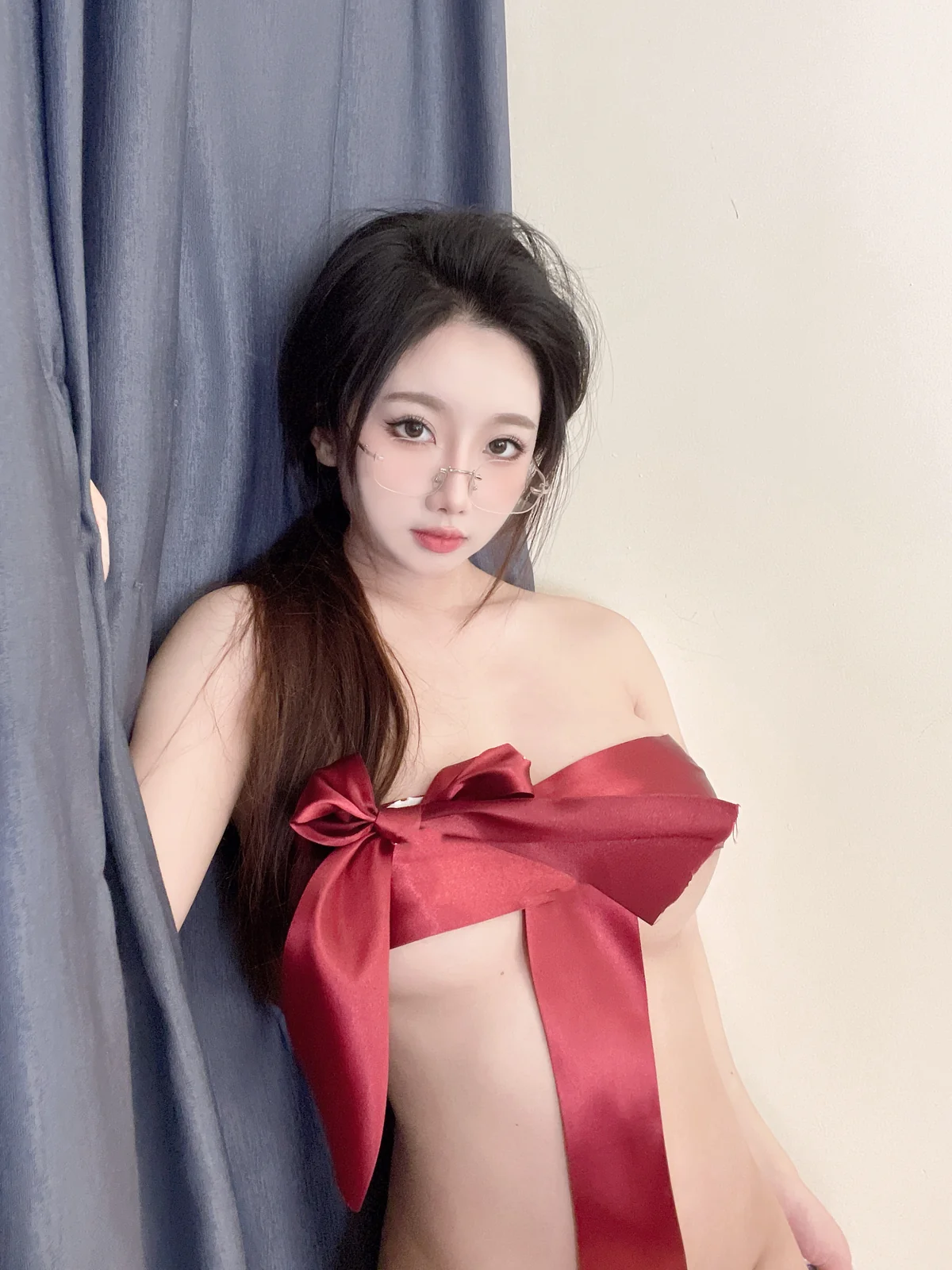 鬼畜瑶 – 礼物 30P [31P-301MB]