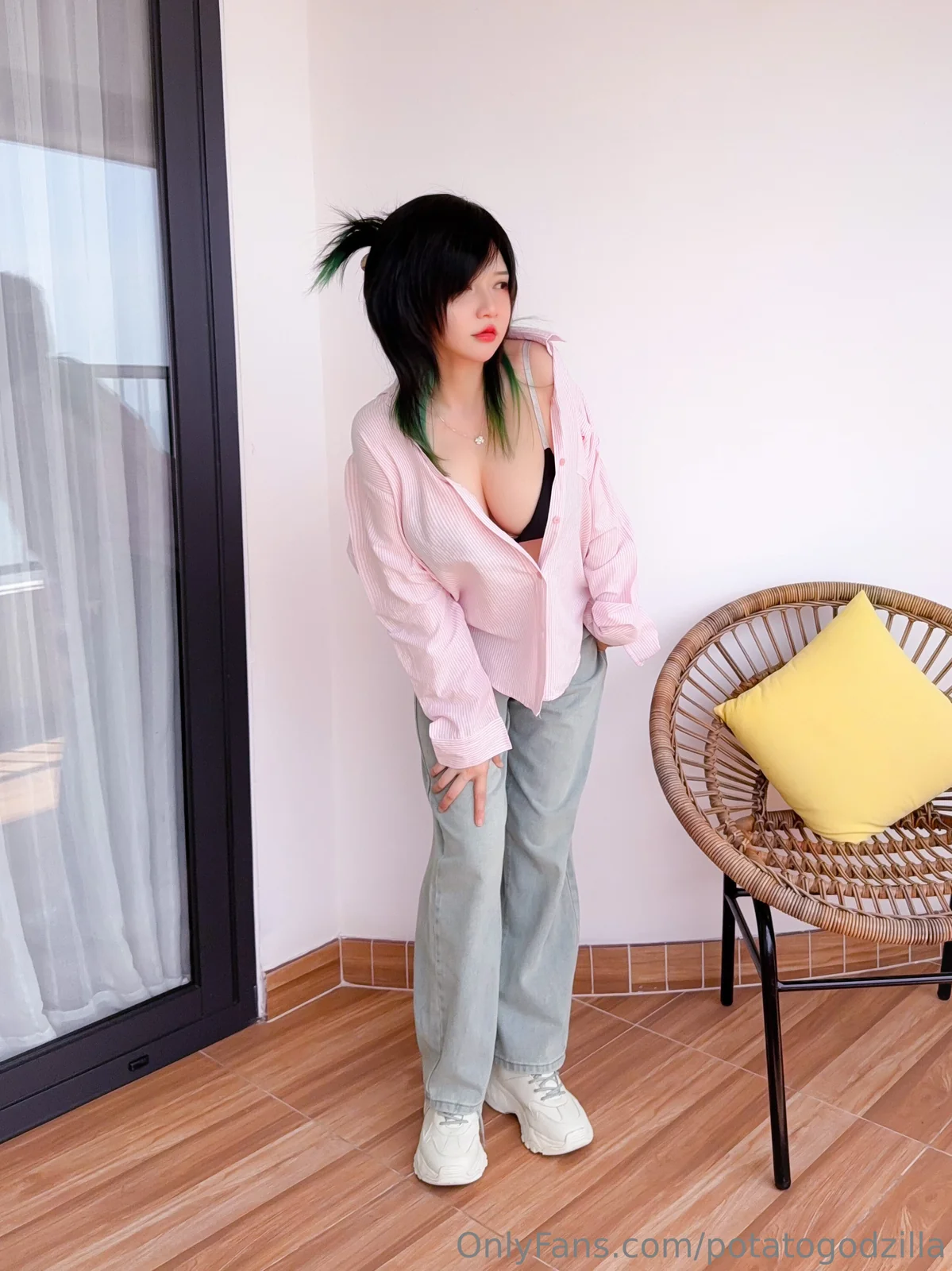 Potato Godzilla - Casual (Onlyfans Nude Nov 2024) [19P-35MB]
