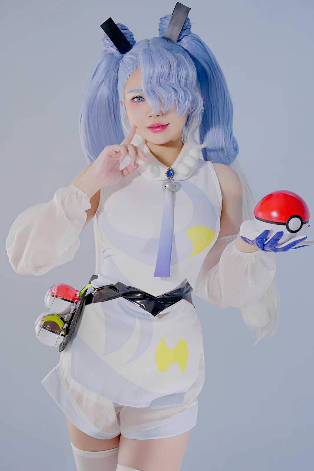 ZinieQ - Hatsune Miku Project Voltage Flying [43P9V-721MB]
