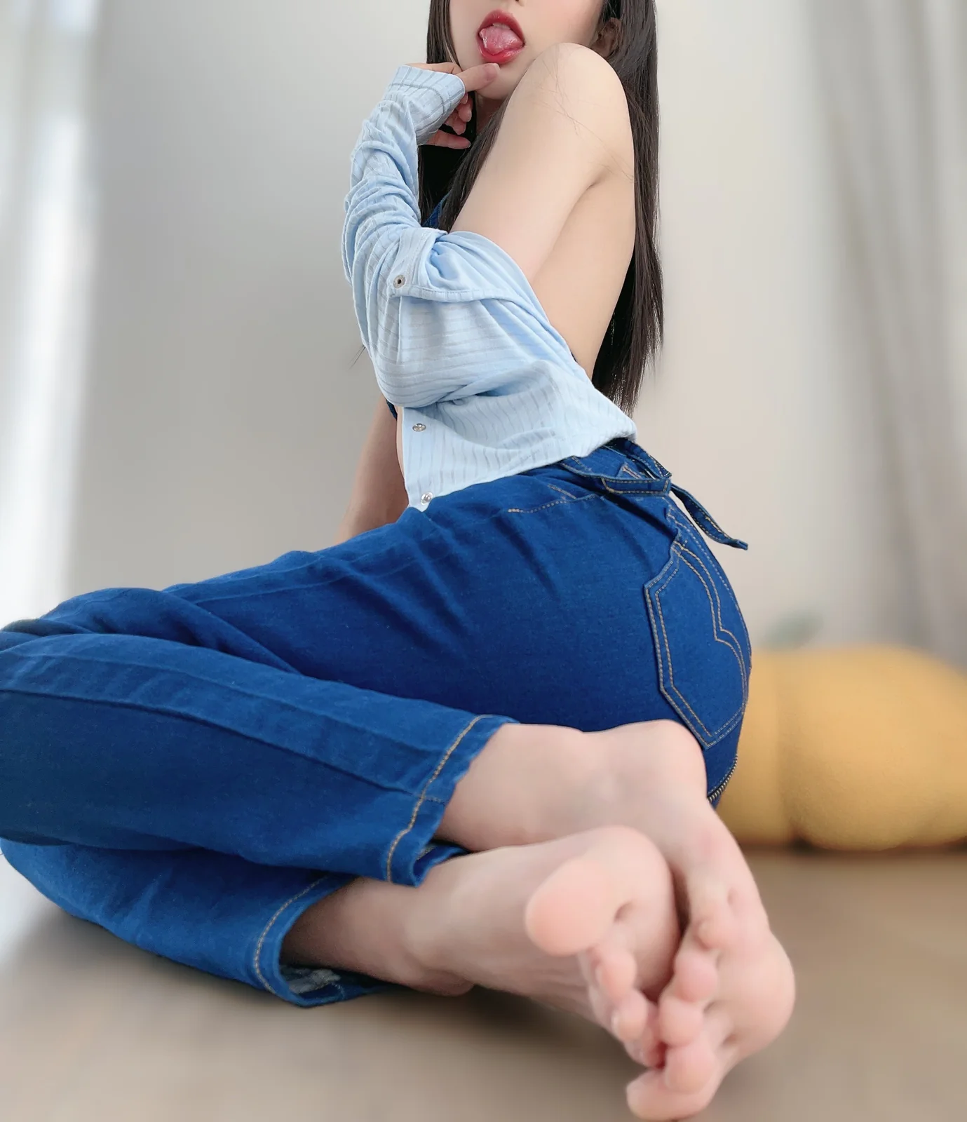 布丁大法 - 牛仔裤学姐 [42P-76MB]
