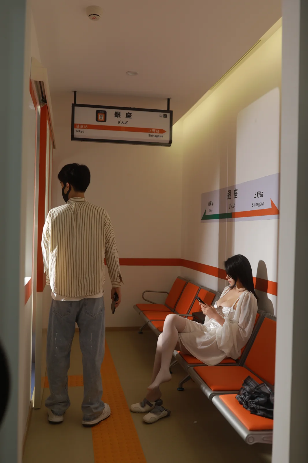 奈汐酱nice - 电车 [75P1V-1.04GB]