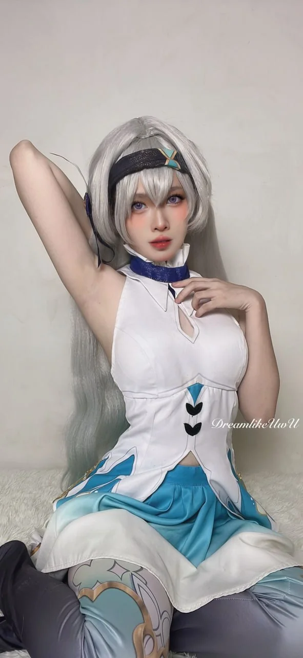 DreamlikeUwU - Firefly (Honkai Star Rail) [34P6V-1.01GB]