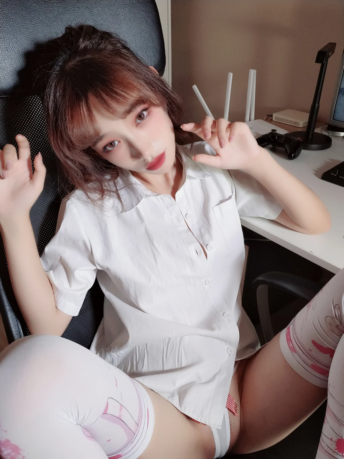 沫夏小奶糕 - 超小比基尼 [176P5V-1.13GB]