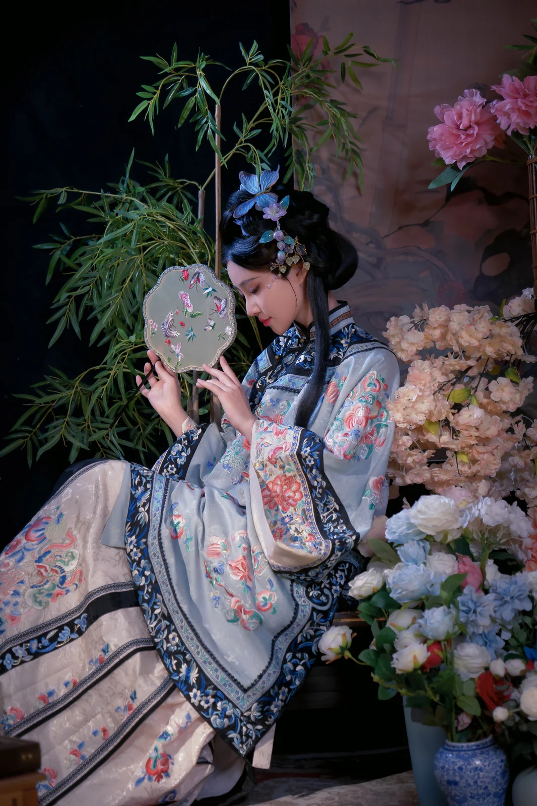 年年 - 丝兰陵 [71P-374MB]