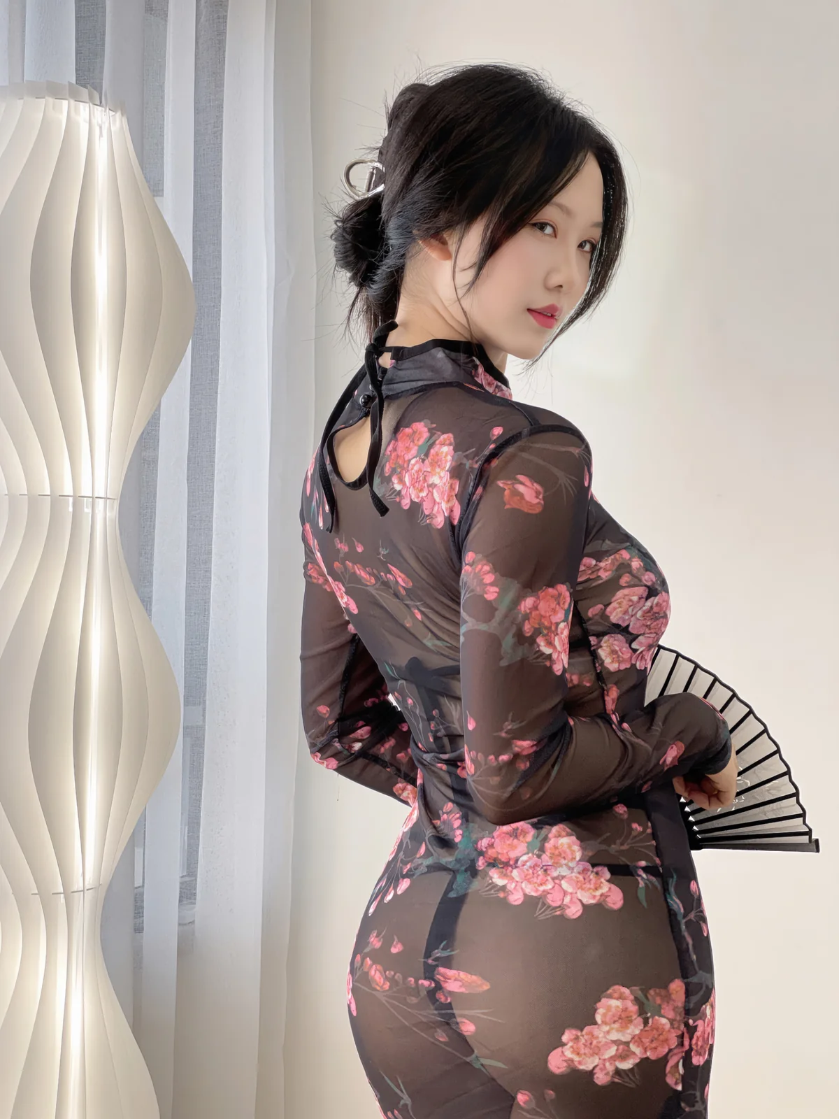 抖娘-利世 - 情趣旗袍 [38P-727MB]
