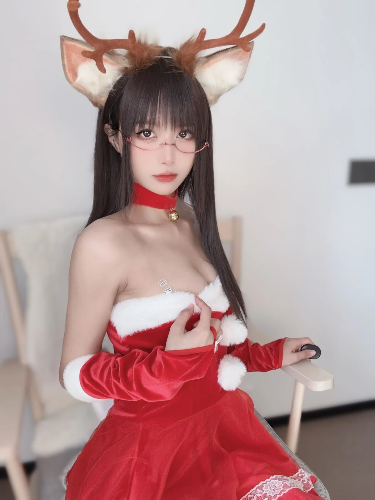 布丁大法 - Perohub-12月订阅-3-驯鹿姐姐 [25P3V-148MB]