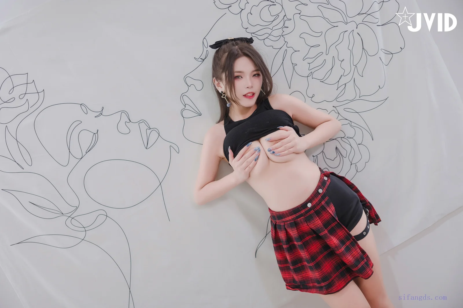 寶寶 - 房东女儿 [95P1V-1.05GB]