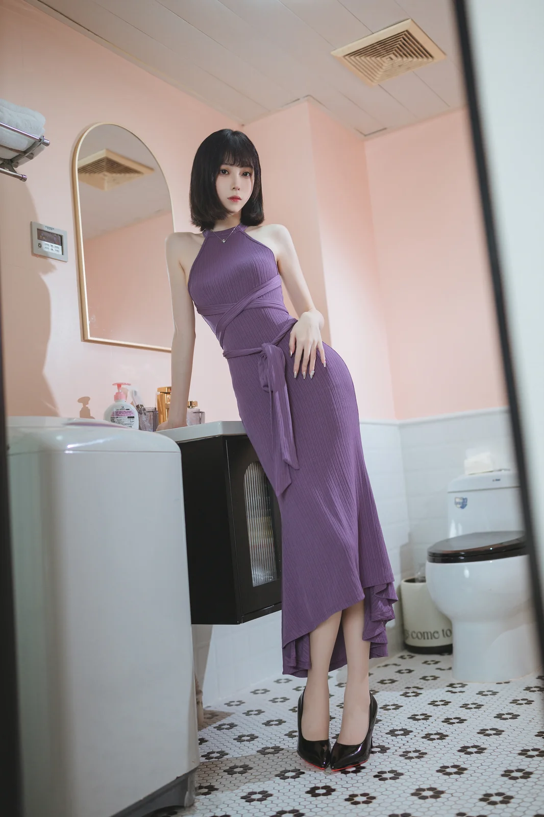 许岚 - 紫韵人妻 [28P-523MB]