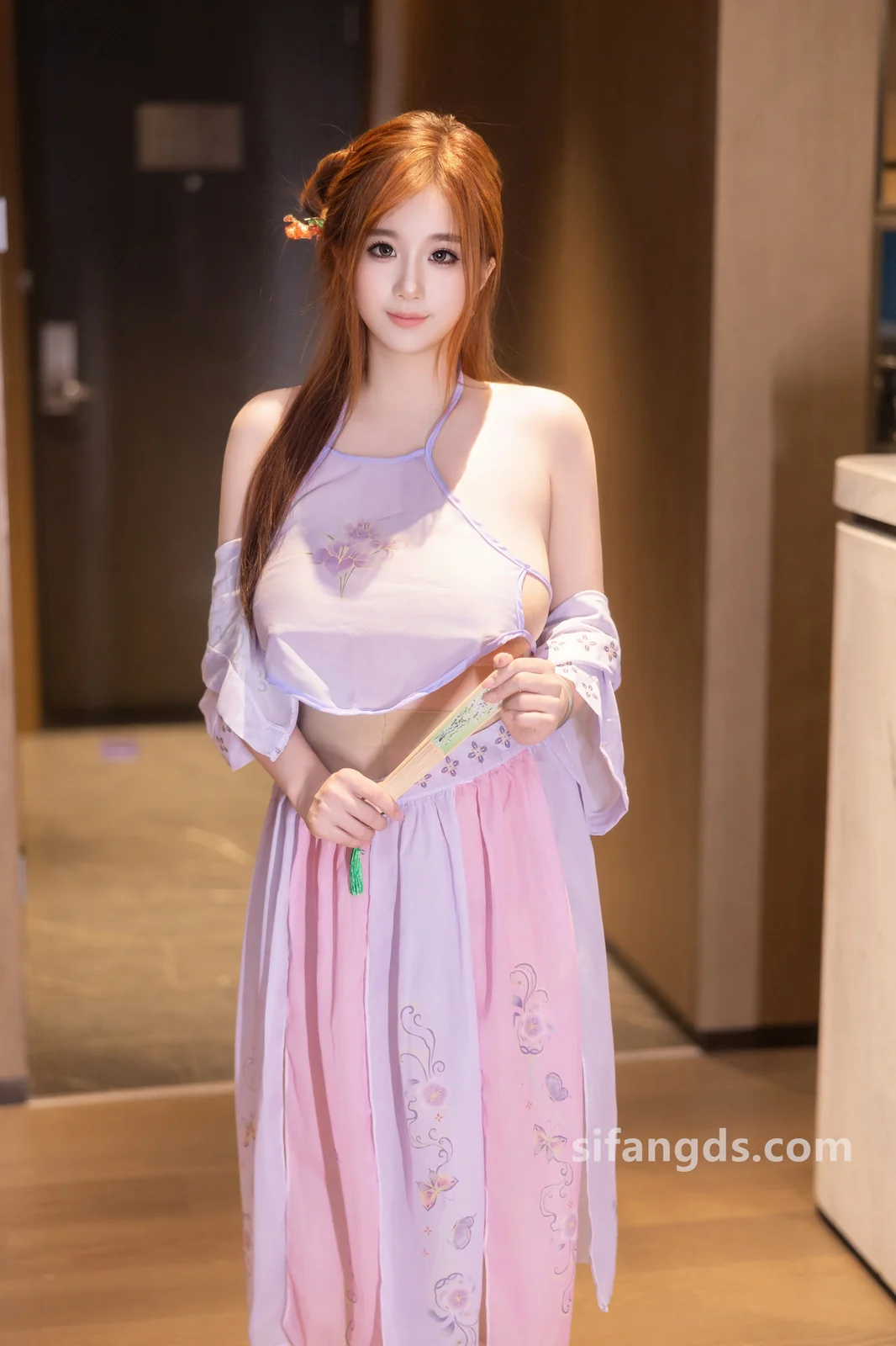 小肉肉咪 – 古装 [83P4V-2.26GB]