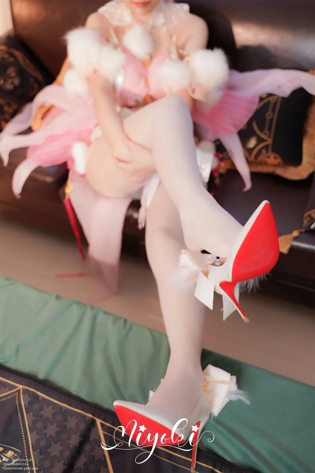 铃木美咲 - 日轮之花·胡桃 [21P1V-361MB]